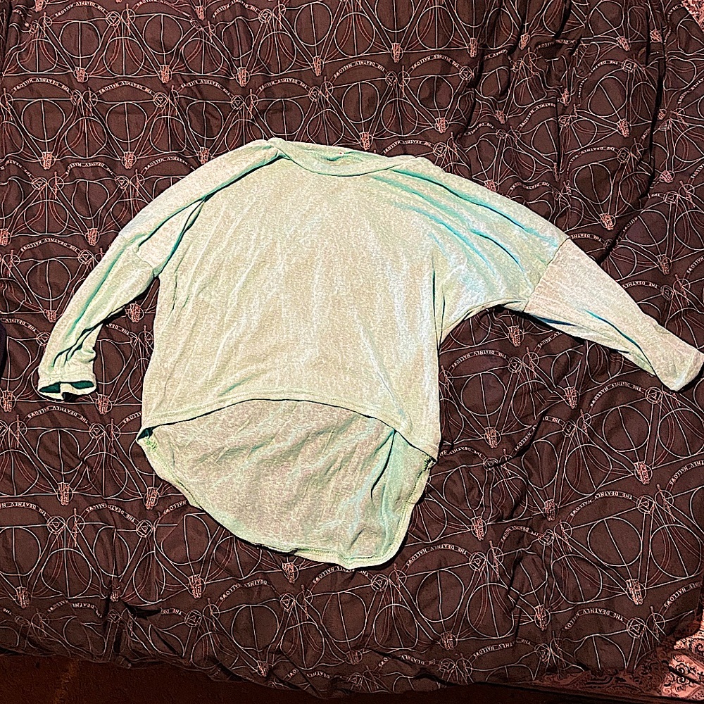 High low sweater in mint green.